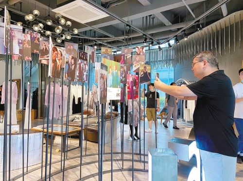 杭州工業(yè)旅游新玩法 走進顛覆想象的智能工廠車間